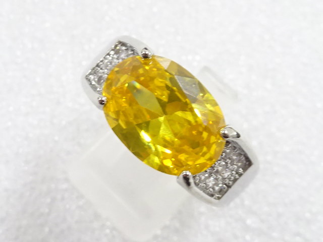 JAPANESE KIMONO / ANTIQUE COLORED STONE RING (SIZE 25.5)